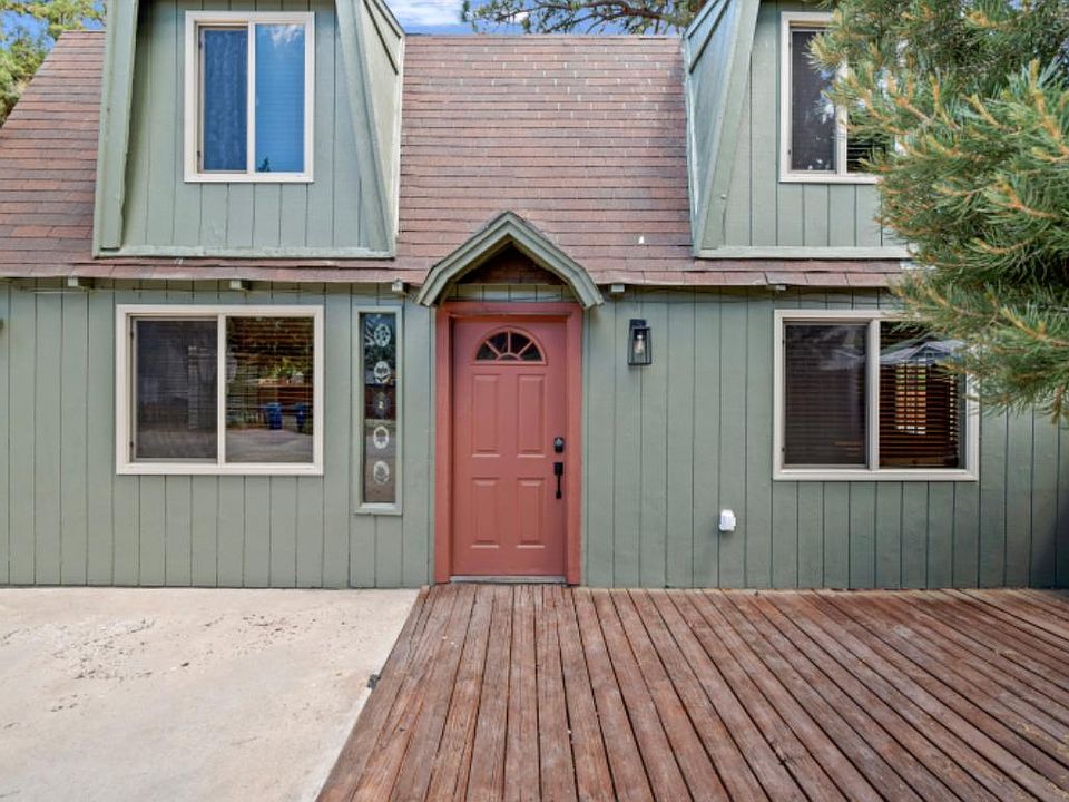 1st image of 2111 4th Ln