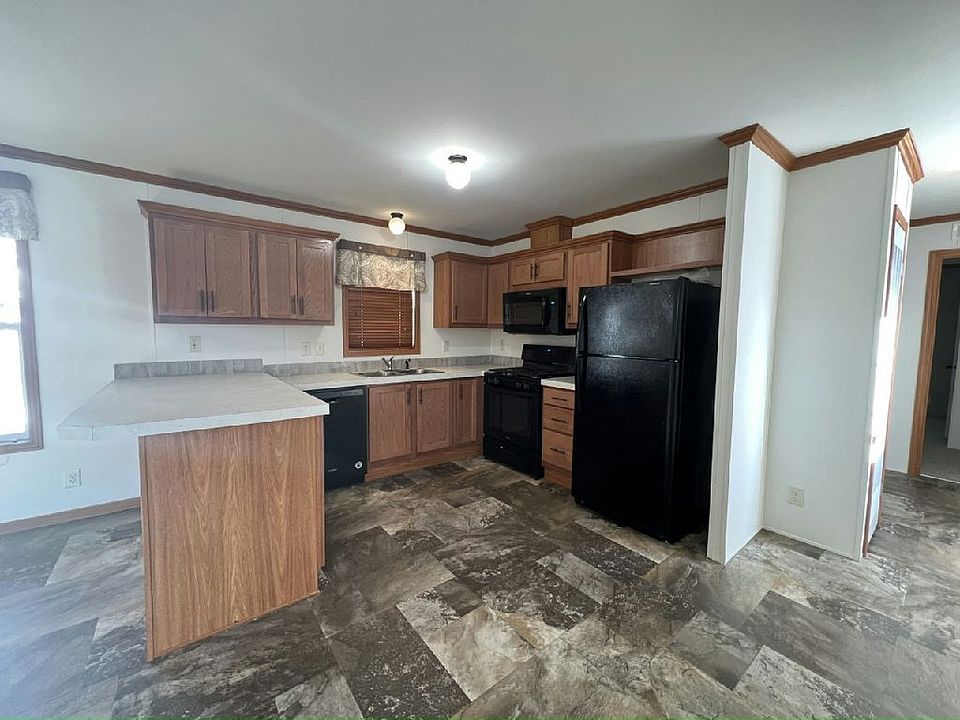 1st image of 12688 Garland Ave