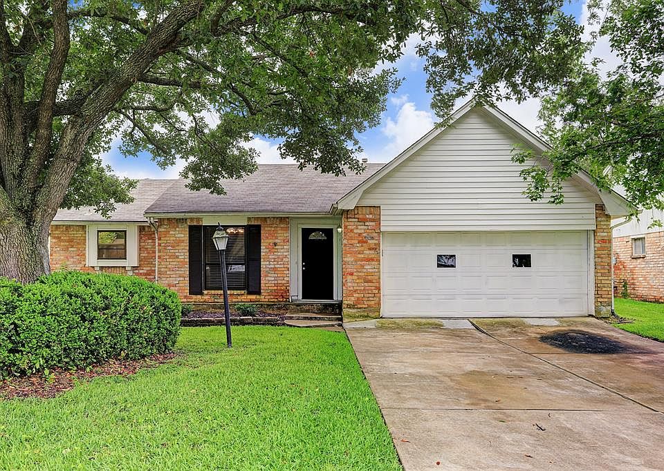 1st image of 11626 Corkwood Dr