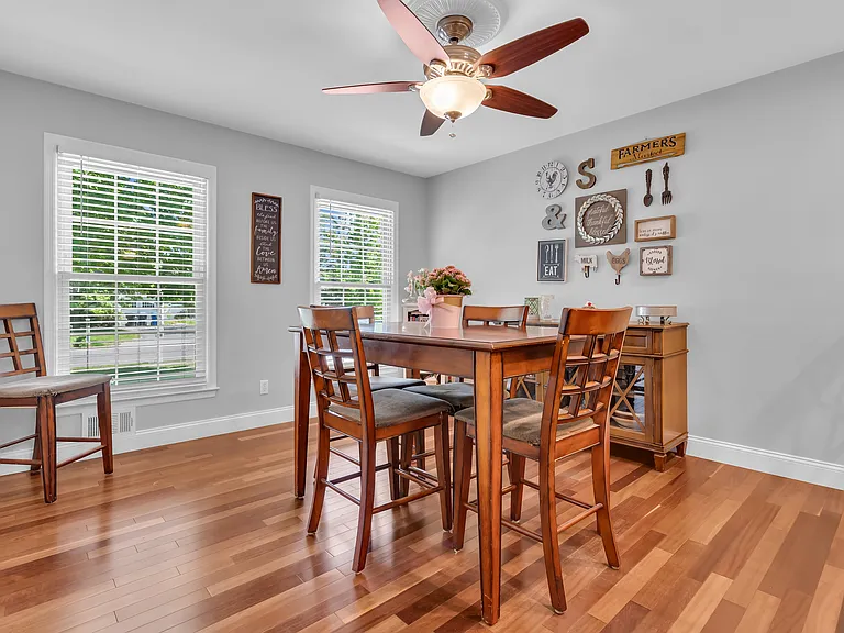 1044 Evelyn Dr — Photo 34