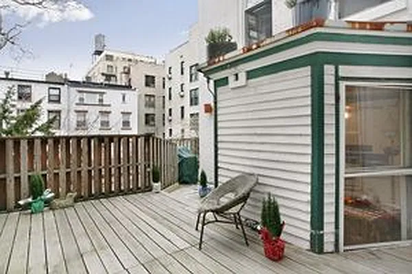 Sold by Douglas Elliman | media 33