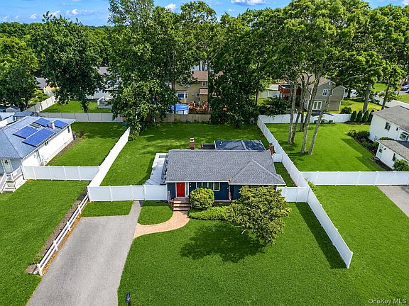 3rd image of 6 Malba Drive