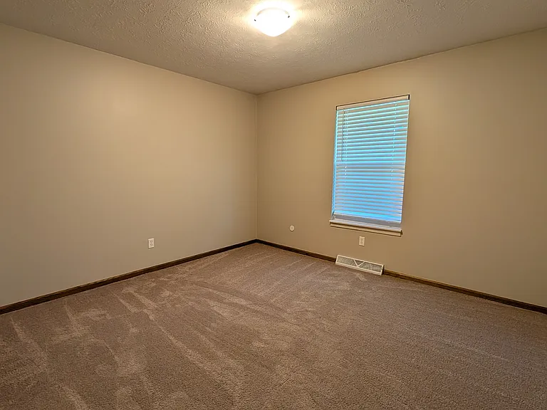 1391 Beechnut Dr — Photo 7