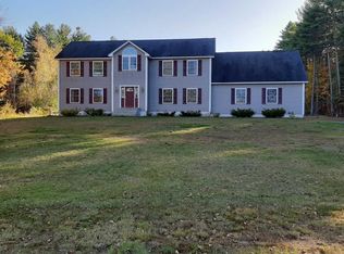 4 Quint Ln, Fryeburg, ME 04037