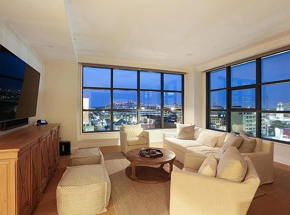 4th image of 1001 Julia St APT 8F