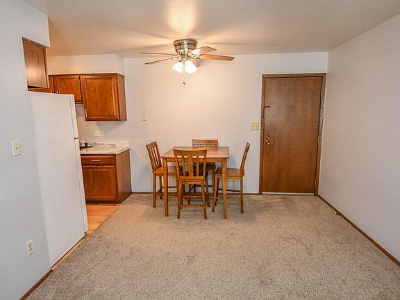 5th image of 141 W North St APT 11