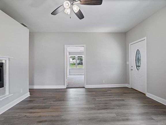 5th image of 204 N 1st St