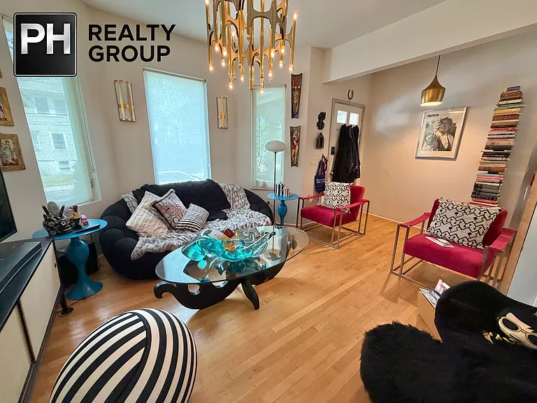 87 Oxford Ave #1 — Photo 9