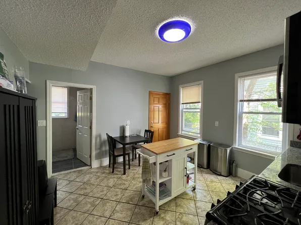 9 Harvard Ter APT 3, Allston, MA 02134