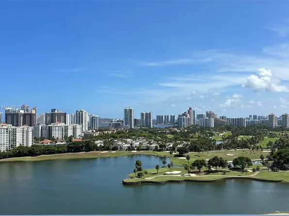 3625 N Country Club Dr APT 2205, Aventura, FL 33180
