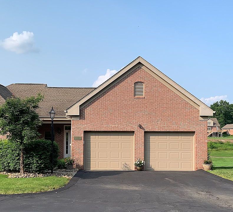 Spacious 2-car garage