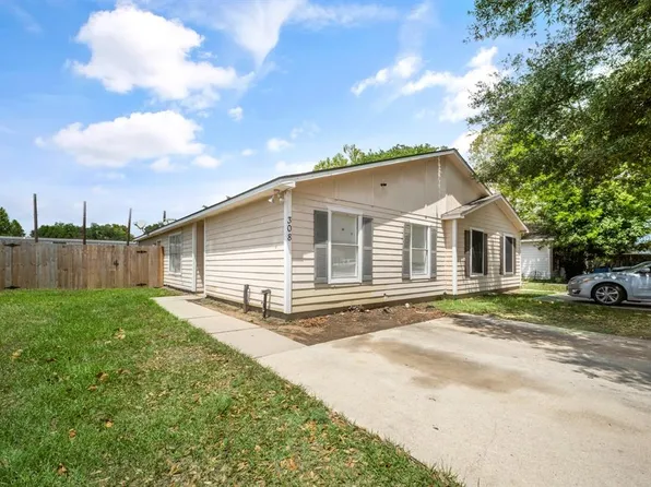 308 Willowick St, Tomball, TX 77375