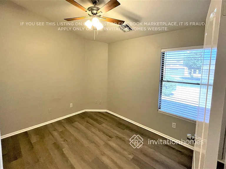 16030 W Diamond St — Photo 11