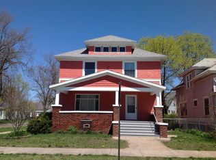 1322 4th St, Muskegon, MI 49441