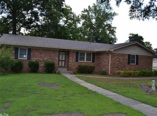 108 Dartmouth Cv, Jacksonville, AR 72076