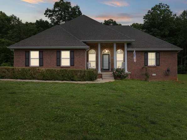 6029 Gray Fox Ln, Nunnelly, TN 37137
