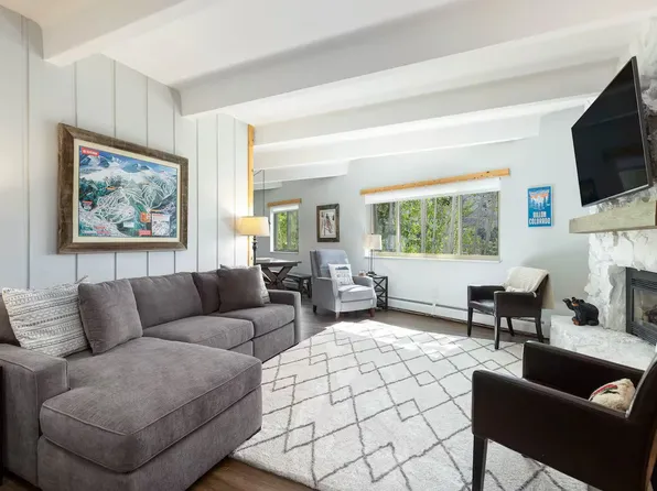 370 E La Bonte Street UNIT 101, Dillon, CO 80435