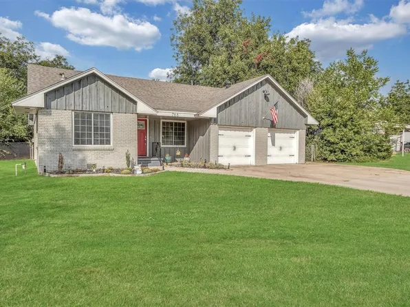 768 NW 16th St, Lawton, OK 73507