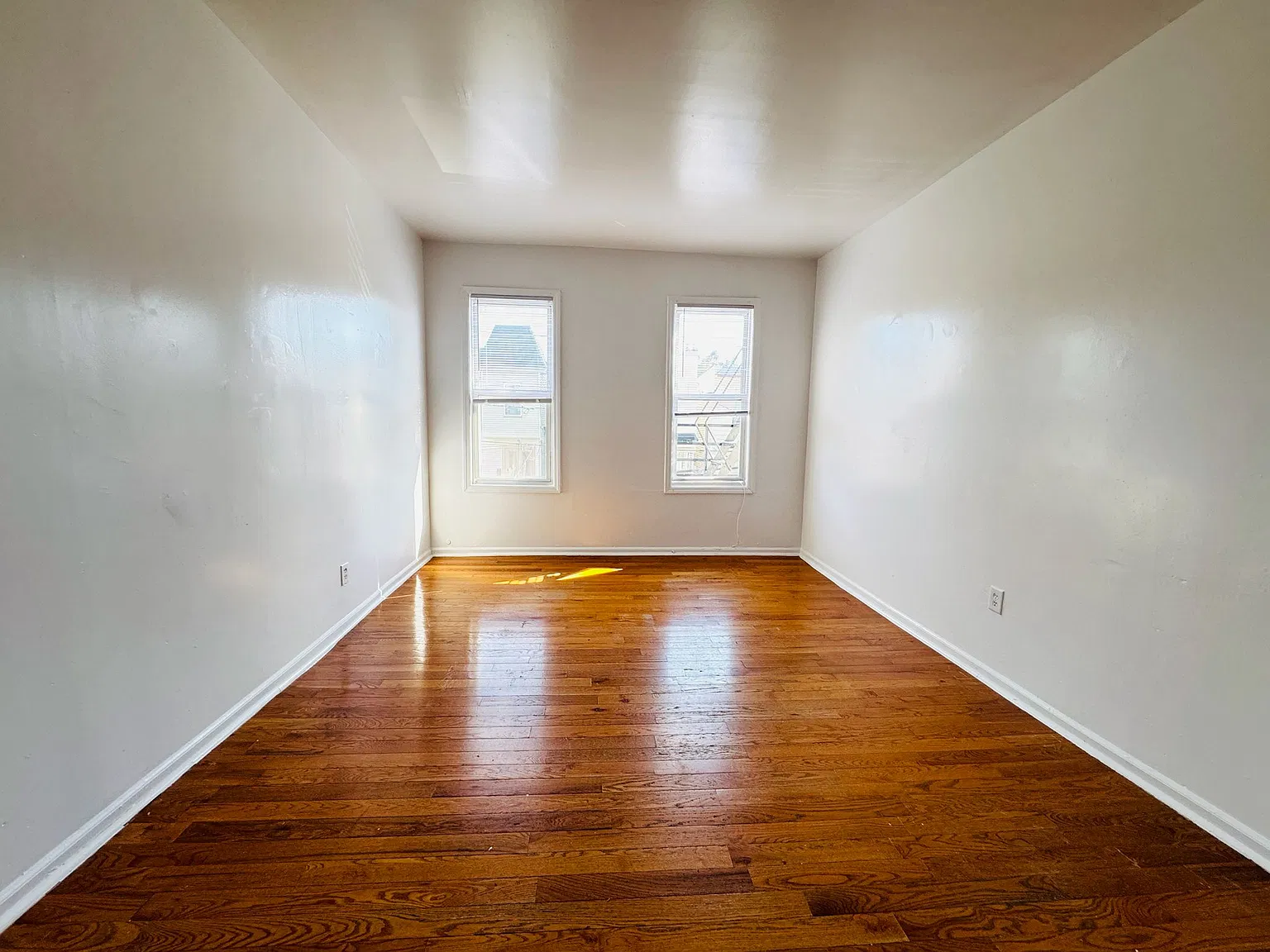 188 South St — Photo 1