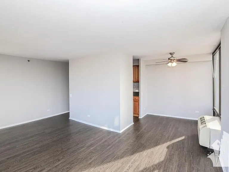 4334 N Hazel St #508 — Photo 12