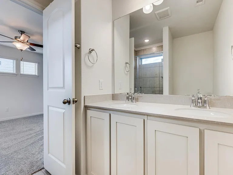 226 Griffith Dr #28 — Photo 18