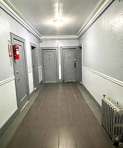 Vine Street Holdings — Photo 4