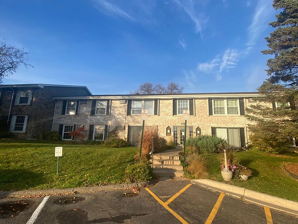 1st image of 829 Old Settlers Trl APT 2