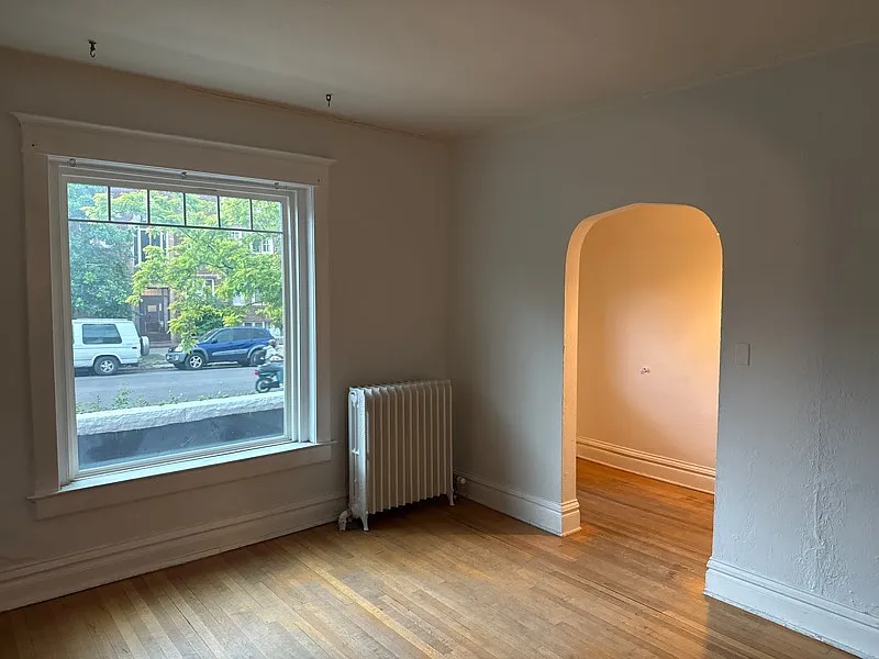 2331 East 12th Avenue — Photo 4