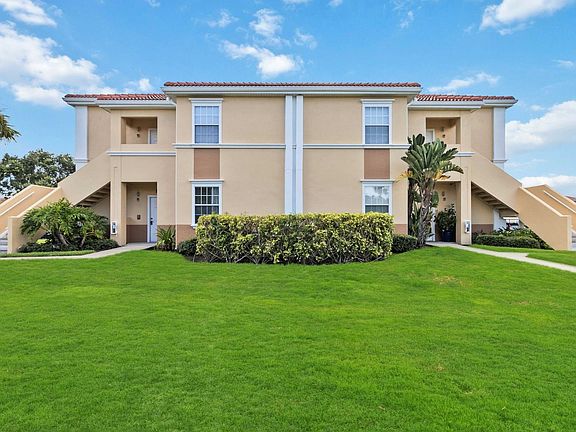 3rd image of 2950 Viscaya Pl Unit 104