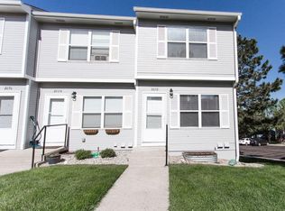 2072 Oakcrest Cir, Castle Rock, CO 80104