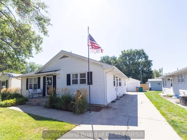 2319 W Charles St, Grand Island, NE 68803