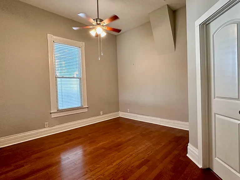 102 Paul St — Photo 17