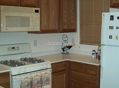 2nd image of 2828 Ground Robin Dr