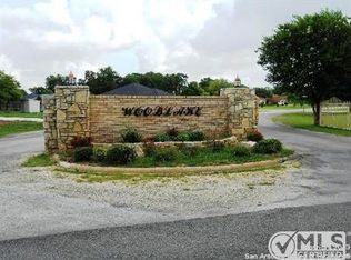 225 Sandpiper Ln, Mcqueeney, TX 78123