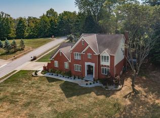 1525 Trophy Ct, Florence, KY 41042