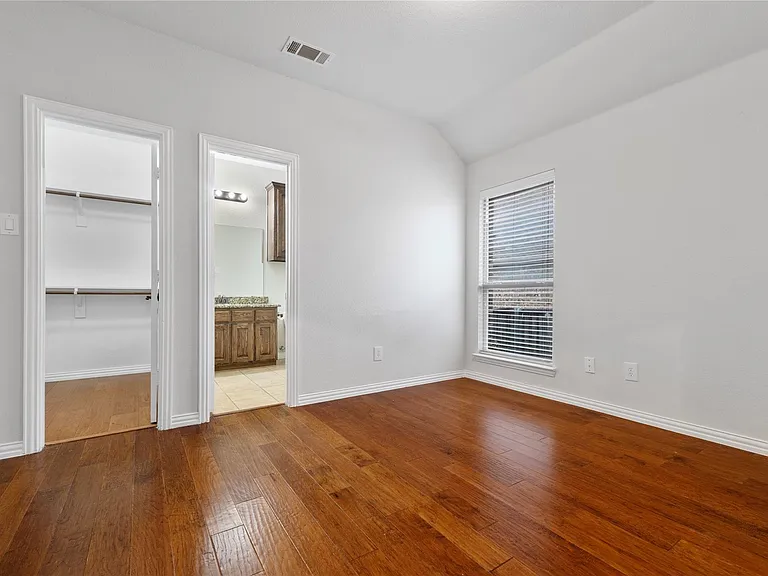 4013 Dalton Dr — Photo 32