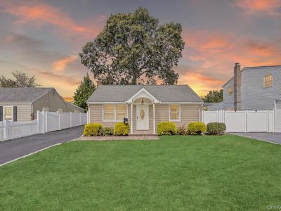 122 E 12th Street, Huntington Station, NY, 11746