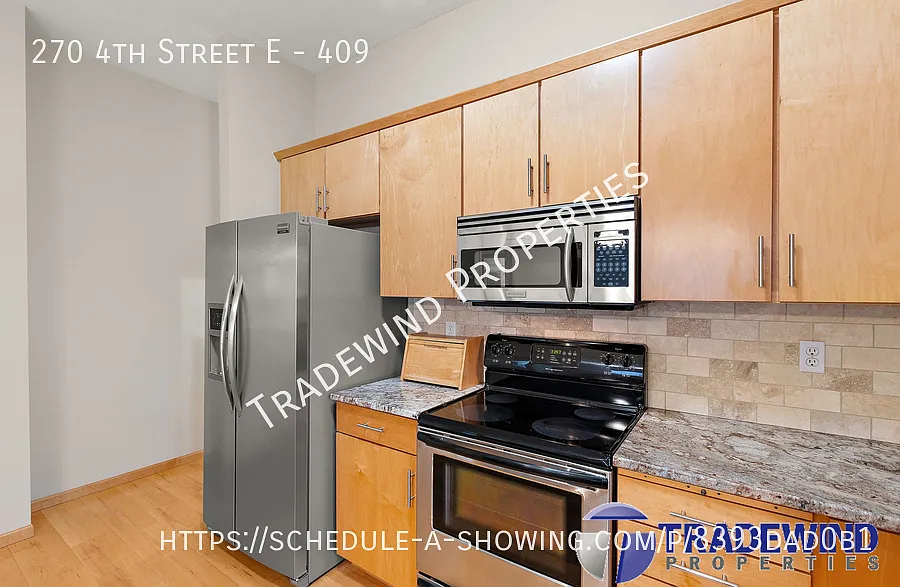 Building Photo - 270 4th St E #409