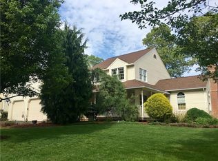 326 Blue Ridge Rd, Warwick, RI 02886
