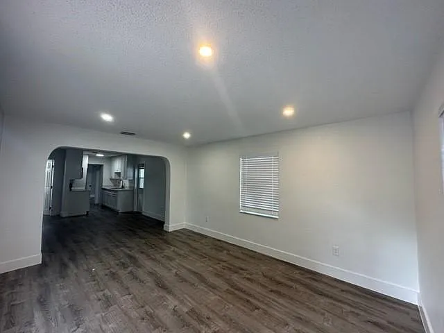 3321 SW 15th Ave — Photo 9