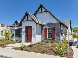 3209 Giovanni St, Sacramento, CA 95818