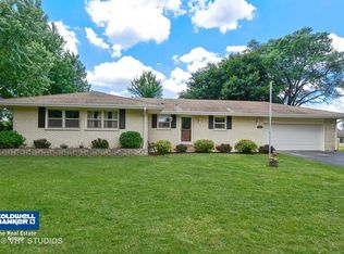 1510 Freed Rd, Sycamore, IL 60178