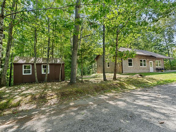 5th image of 326 Gibbs Road