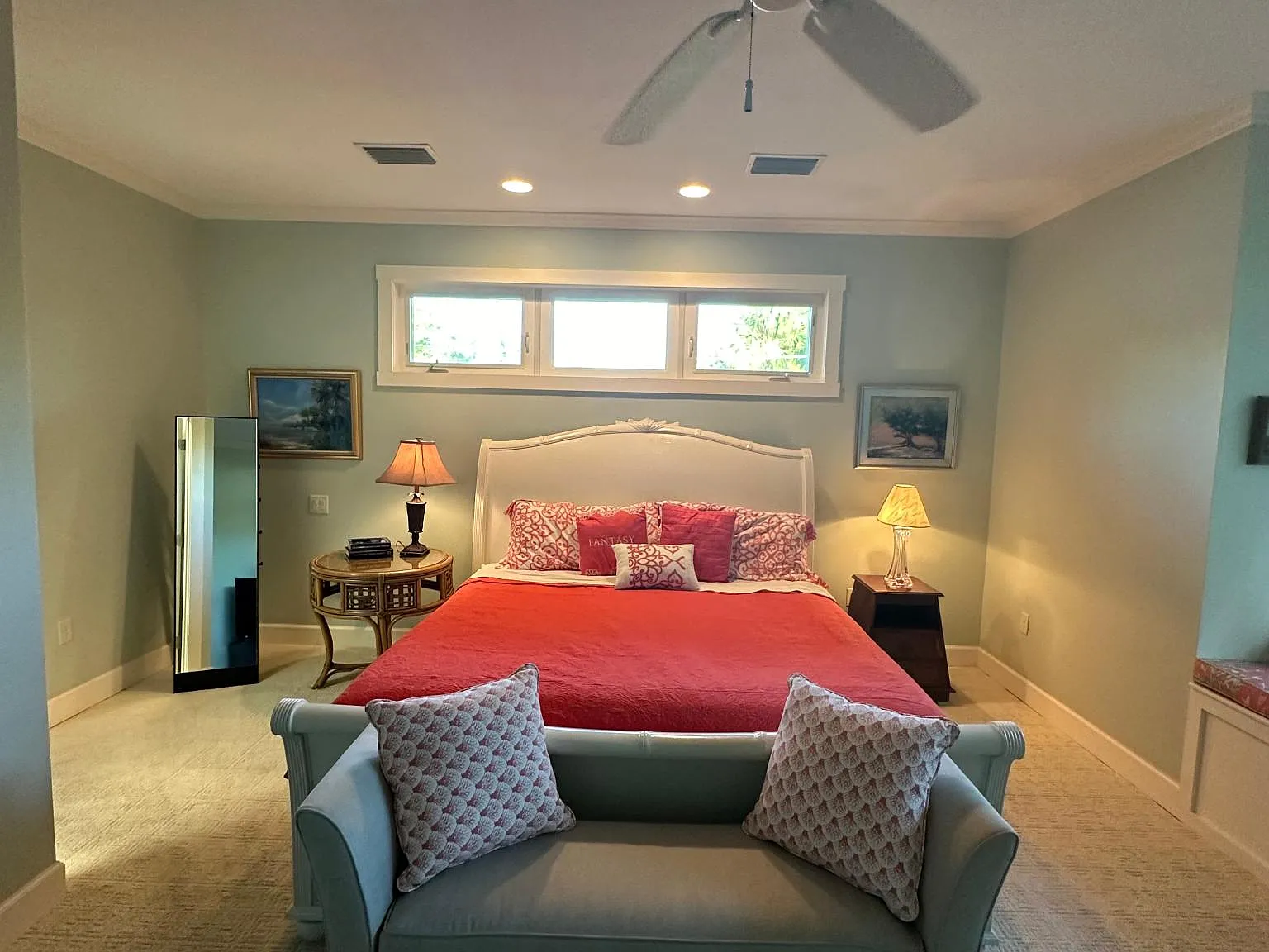 2 bed, 2.5 bath, 2126 sqft, $3,950 — Photo 2