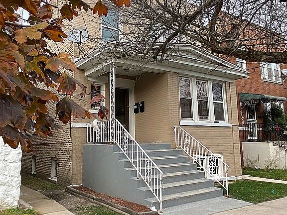 2nd image of 4930 W 24th Pl