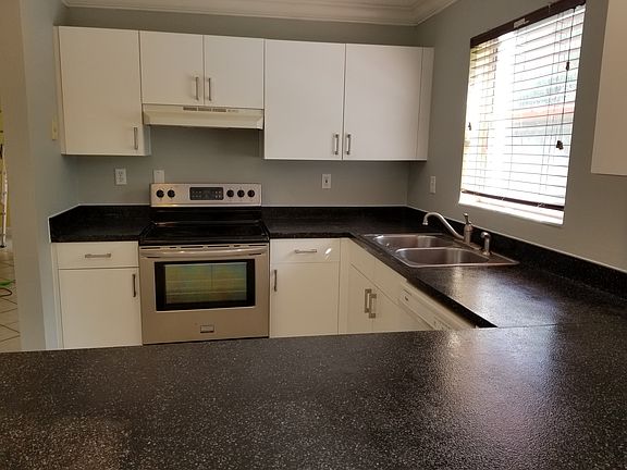 5th image of 5769 NW 100th Ave