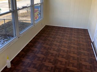 16 Thompson Ave, Gloucester City, NJ