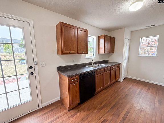 2nd image of 406 Fox Trot Dr