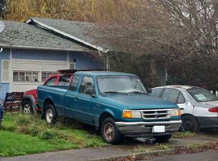 632 S 13th St, Independence, OR 97351