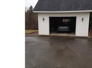 33 Exeter Rd, Garland, ME 04939